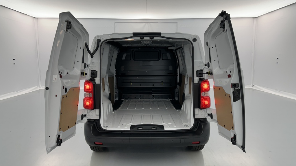 CITROEN Jumpy M 2.0 BlueHDi 145ch - ref: 8-GLI00000719 - Photo 9