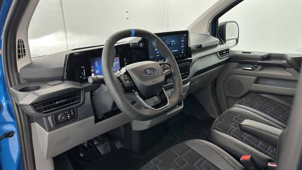 FORD Transit Custom Fourgon 320 L2H1 2.0 EcoBlue 170ch MS-RT BVA8 AWD - ref: 8-GLI00007238 - Photo 6