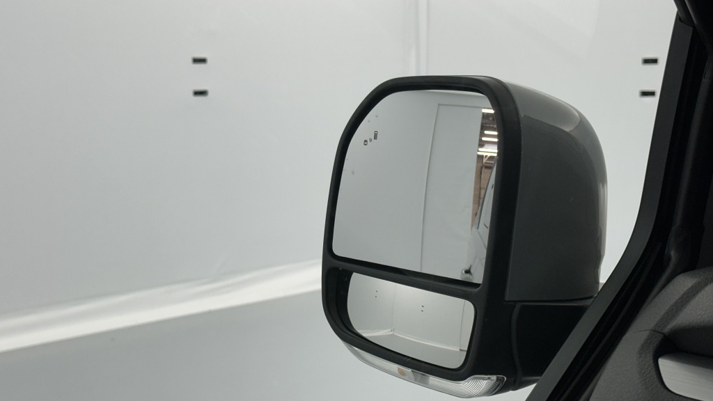 VOLKSWAGEN Transporter Procab T7 L1H1 2.0 TDI 170ch Business BVA8 - ref: 8-GLI00007508 - Photo 18
