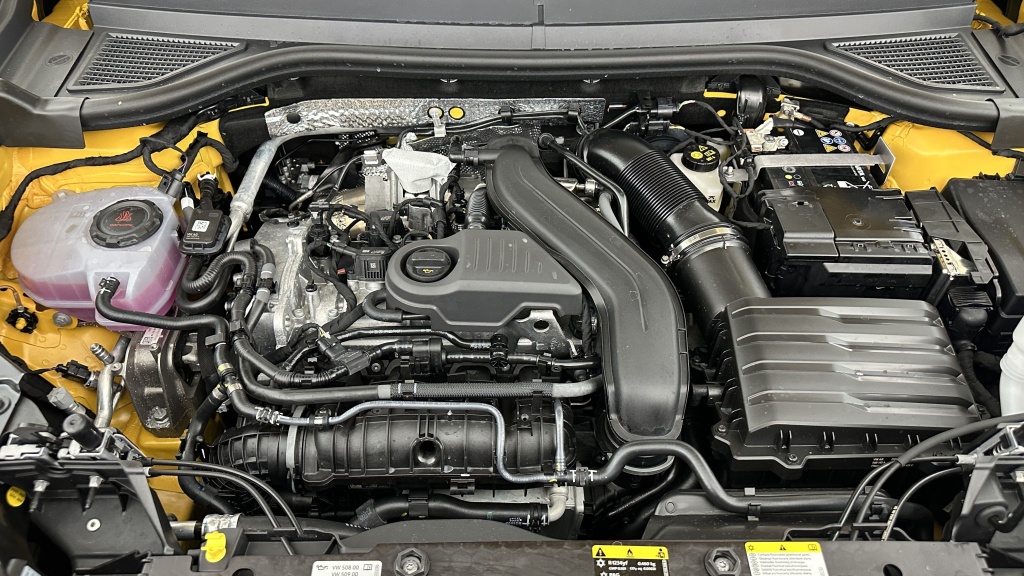 VOLKSWAGEN T-Roc 1.5 eTSI EVO2 Hybrid 150ch R-Line DSG7 - ref: 8-GLI00010011 - Photo 11