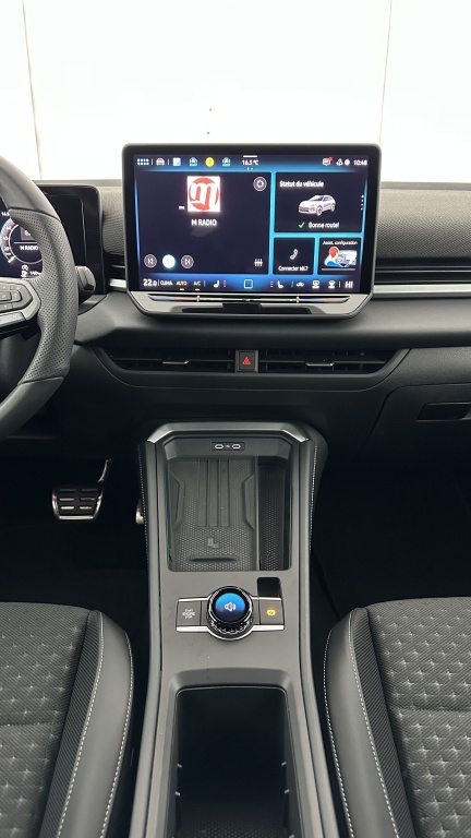 VOLKSWAGEN T-Roc 1.5 eTSI EVO2 Hybrid 150ch R-Line DSG7 - ref: 8-GLI00010016 - Photo 15