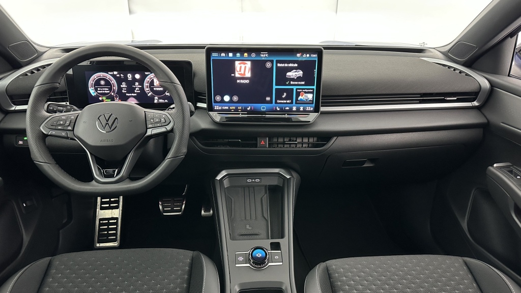 VOLKSWAGEN T-Roc 1.5 eTSI EVO2 Hybrid 150ch R-Line DSG7 - ref: 8-GLI00010019 - Photo 7