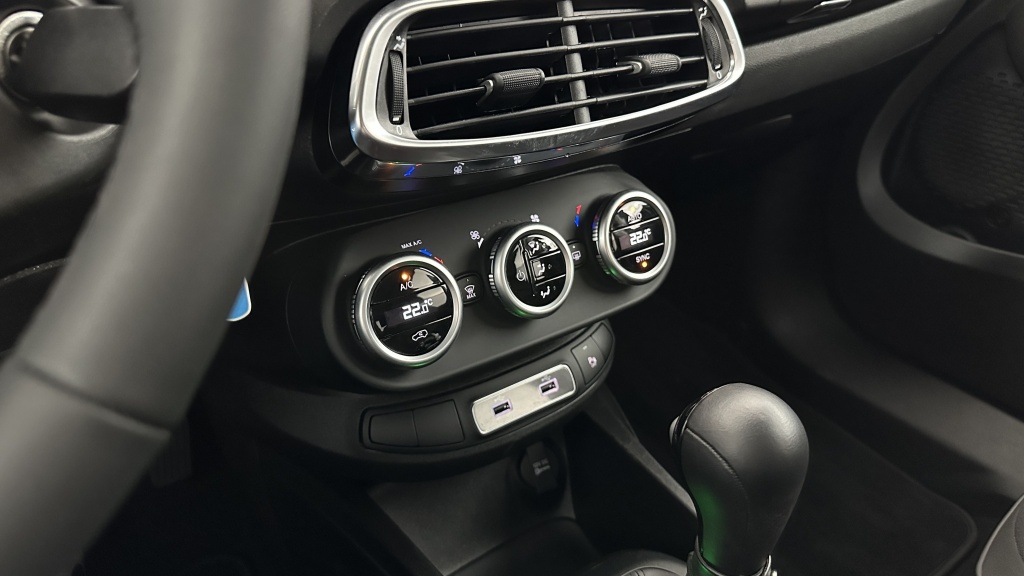 FIAT 500X 1.5 FireFly Turbo 130ch Pack Confort Style Hybrid DCT7 - ref: 8-GLI00012220 - Photo 19