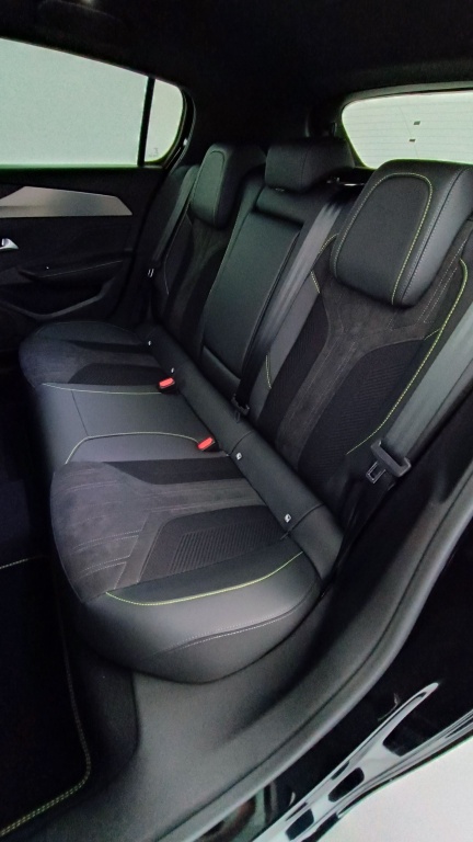 PEUGEOT 308 III(2) 1.5 BlueHDi 130ch GT Exclusive EAT8 - ref: 8-GLI00026503 - Photo 9