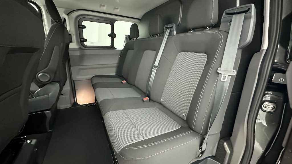 VOLKSWAGEN Transporter Procab T7 L1H1 2.0 TDI 170ch Business BVA8 - ref: 8-GLI00026519 - Photo 8