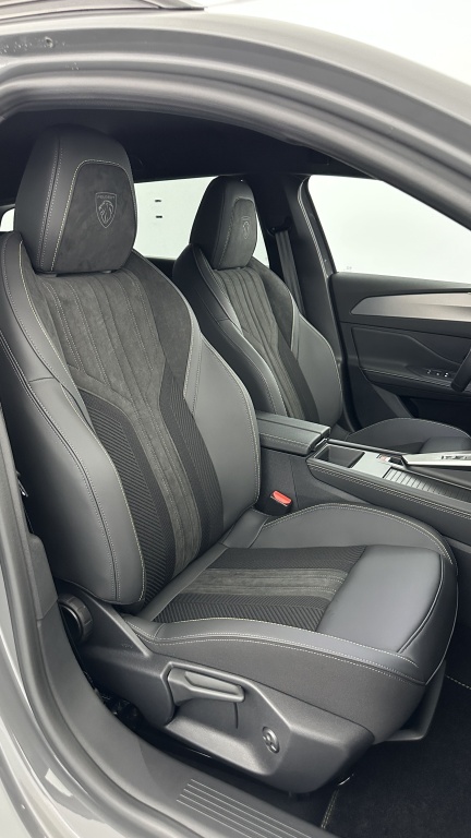 PEUGEOT 308 SW III(2) 1.5 BlueHDi 130ch GT Exclusive EAT8 - ref: 8-GLI00026593 - Photo 17