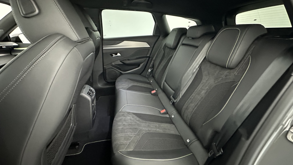 PEUGEOT 308 SW III(2) 1.5 BlueHDi 130ch GT Exclusive EAT8 - ref: 8-GLI00026593 - Photo 9