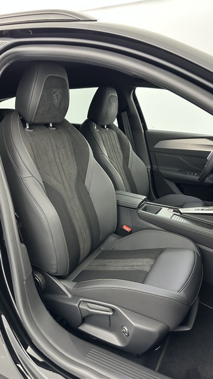 PEUGEOT 308 SW III(2) 1.5 BlueHDi 130ch GT Exclusive EAT8 - ref: 8-GLI00026595 - Photo 17