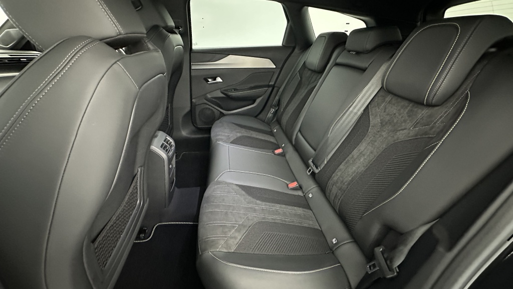 PEUGEOT 308 SW III(2) 1.5 BlueHDi 130ch GT Exclusive EAT8 - ref: 8-GLI00026595 - Photo 9