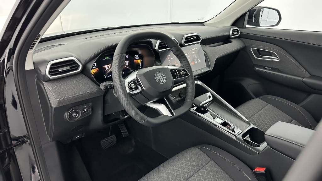 MG ZS 1.5 L Hybrid+ 197ch Standard - ref: 8-GLI00027387 - Photo 6