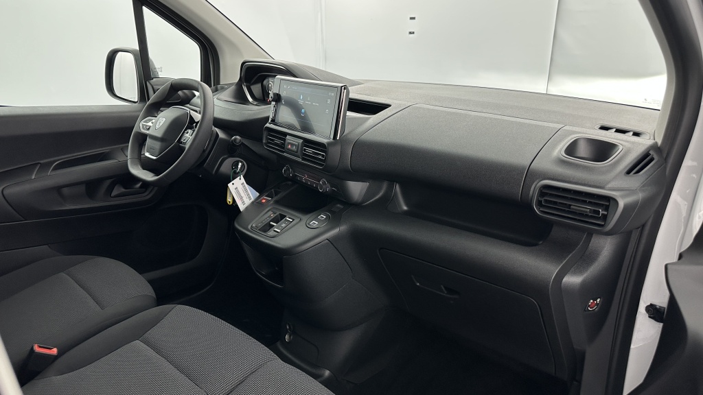 PEUGEOT Partner M 1.5 BlueHDI 130ch EAT8 - ref: 8-GLI00029120 - Photo 7