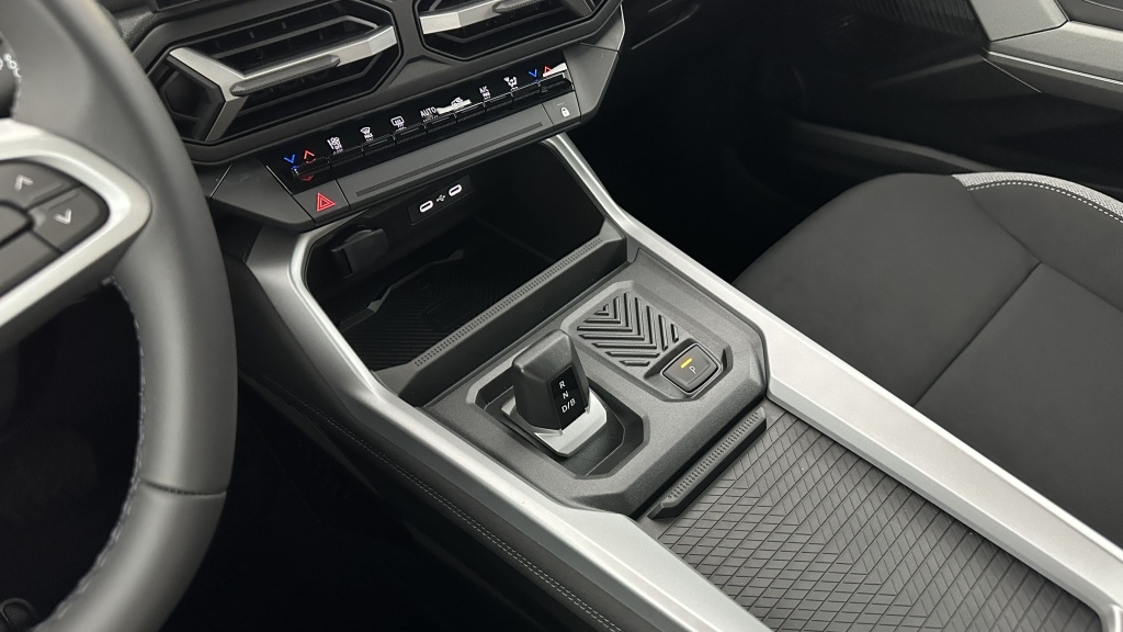 DACIA Bigster Hybrid 155ch Journey - ref: 8-GLI00031924 - Photo 17