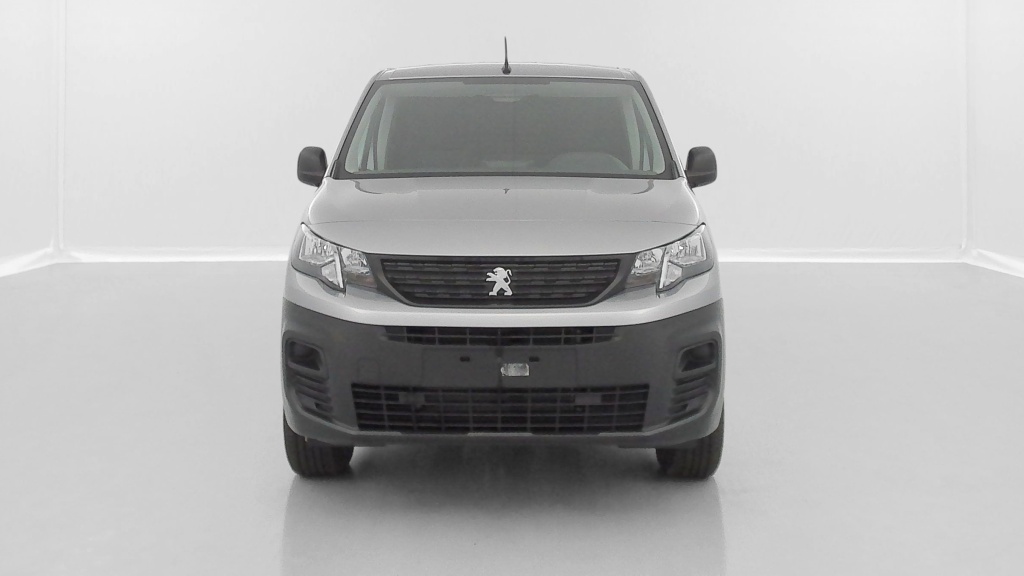 DANGEL Partner M 650 1.5 BlueHDi 130ch 4WD by DANGEL - ref: 8-GLI00032207 - Photo 2