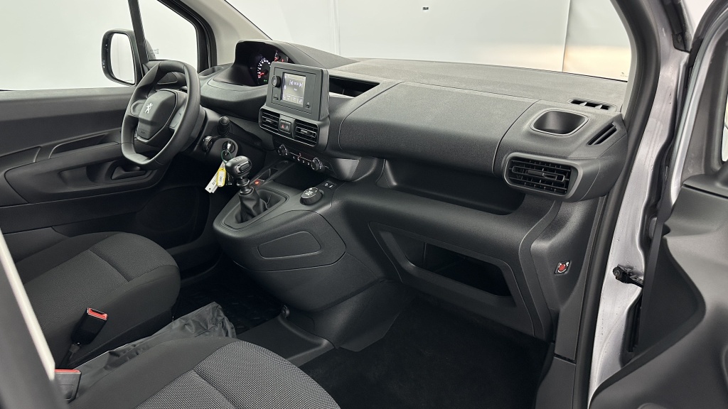 DANGEL Partner M 650 1.5 BlueHDi 130ch 4WD by DANGEL - ref: 8-GLI00032207 - Photo 7