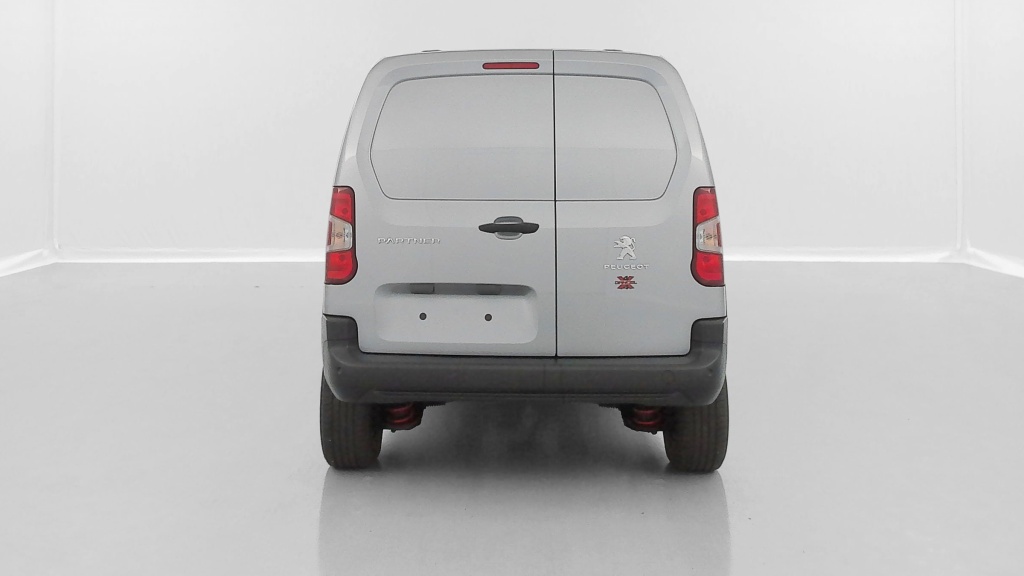 DANGEL Partner M 650 1.5 BlueHDi 130ch 4WD by DANGEL - ref: 8-GLI00032212 - Photo 17