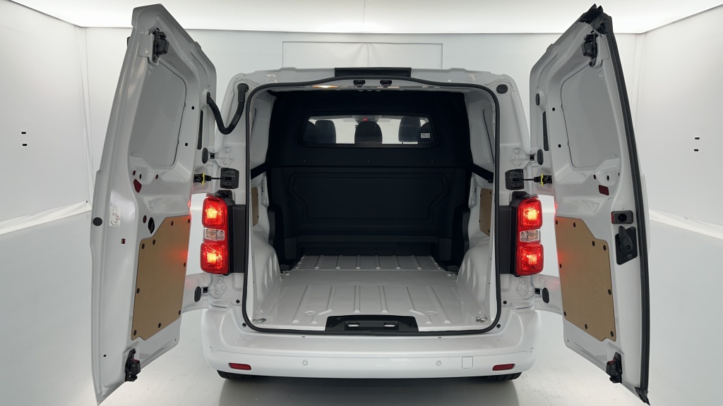 FIAT Scudo Cabine Approfondie M 2.0 BlueHDi 180ch Pack Premium Connect EAT8 - ref: 8-GLI00032502 - Photo 9