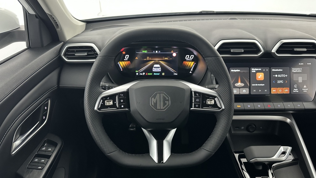 MG ZS 1.5 L Hybrid+ 197ch Luxury - ref: 8-GLI00033472 - Photo 14