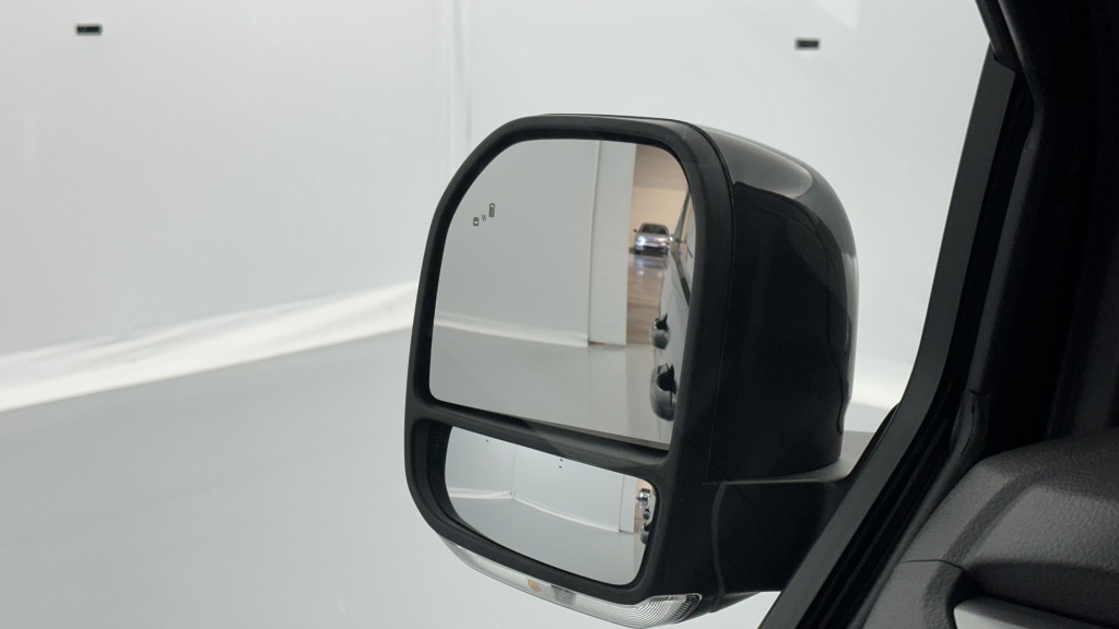 VOLKSWAGEN Transporter Procab T7 L1H1 2.0 TDI 170ch Business BVA8 - ref: 8-GLI00035037 - Photo 16