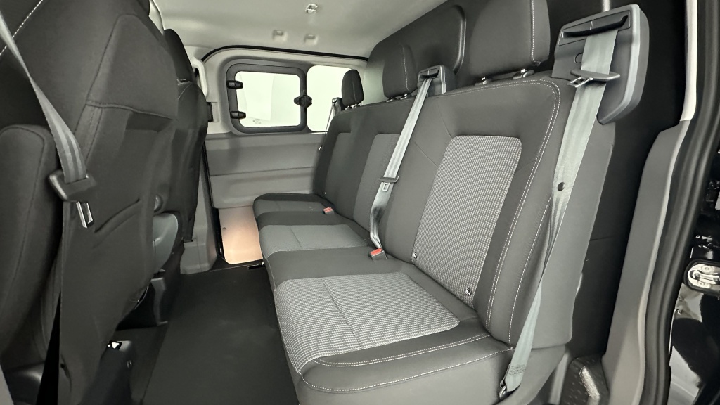 VOLKSWAGEN Transporter Procab T7 L1H1 2.0 TDI 170ch Business BVA8 - ref: 8-GLI00035037 - Photo 8