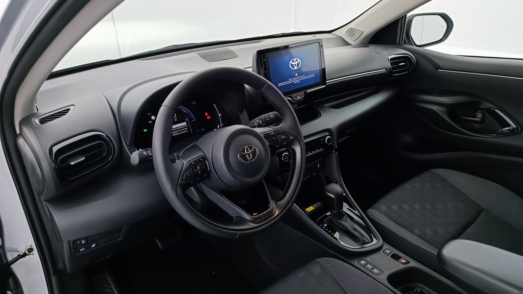 TOYOTA Yaris  IV Hybride 116ch Design e-CVT - ref: 8-GLI00035391 - Photo 6