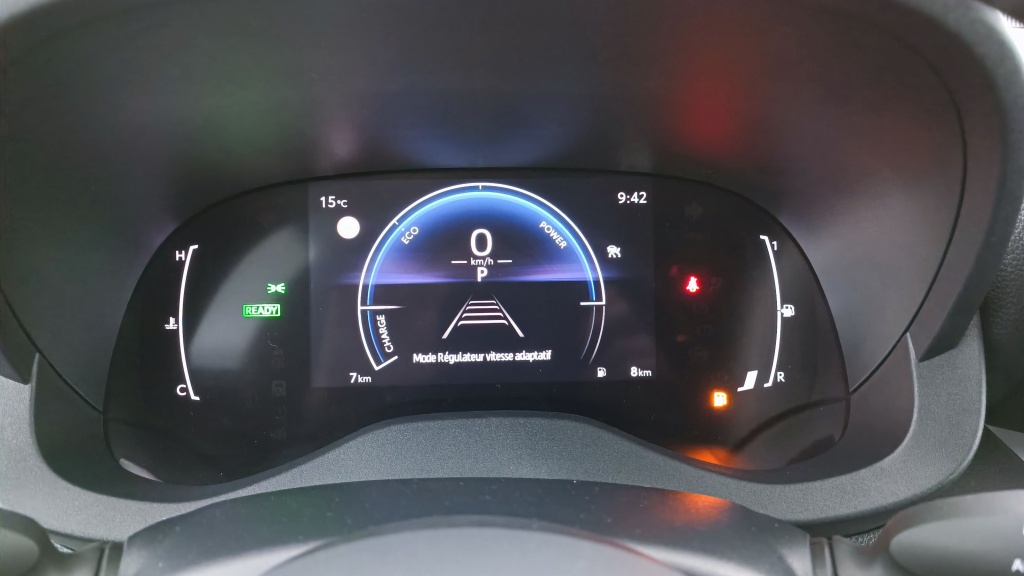 TOYOTA Yaris  IV Hybride 116ch Design e-CVT - ref: 8-GLI00035395 - Photo 16