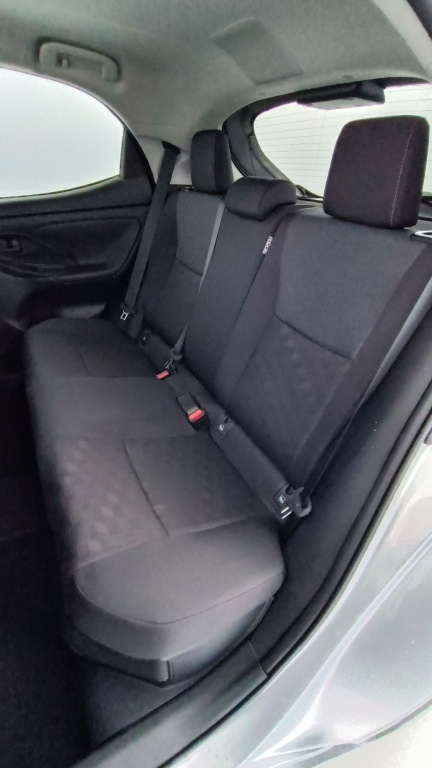 TOYOTA Yaris  IV Hybride 116ch Design e-CVT - ref: 8-GLI00035395 - Photo 9