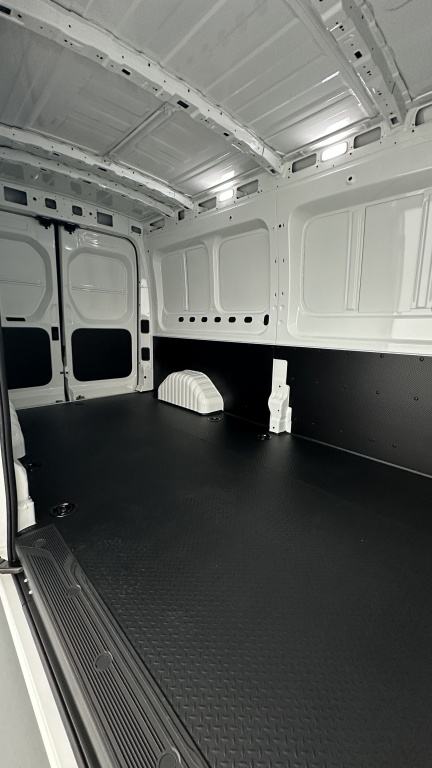 MAXUS Deliver 9 L3H2 150ch  - ref: 8-GLI00036684 - Photo 8