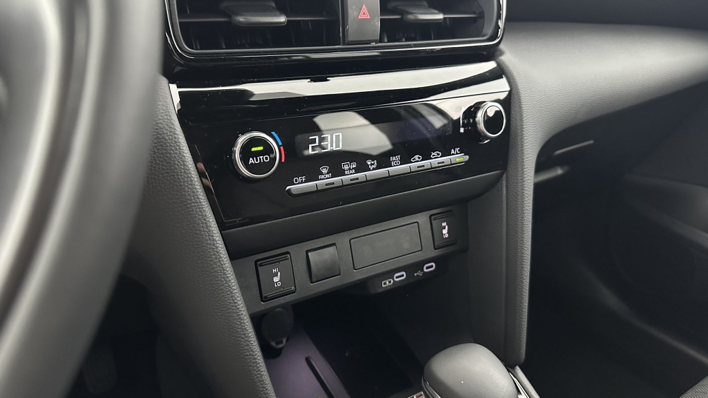 TOYOTA Yaris Cross 1.5 Hybride 130h Design e-CVT - ref: 8-GLI00036686 - Photo 19
