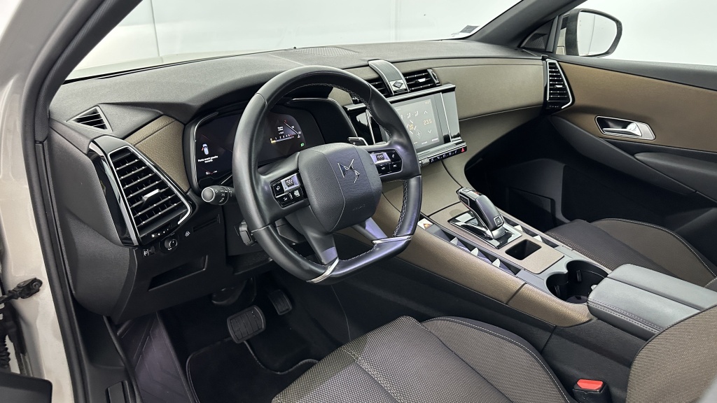 DS DS7 Crossback 1.6 PureTech 180ch Bastille EAT8 - ref: 8-GLI00044595 - Photo 6