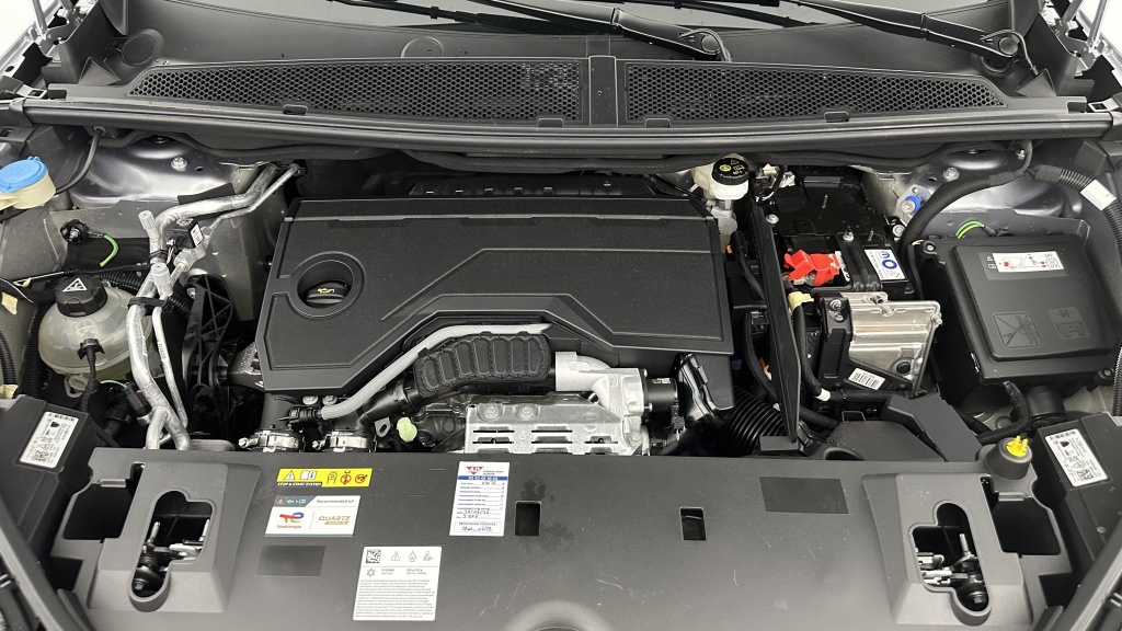 PEUGEOT 5008 III 1.2 Hybrid 145ch GT e-DCS6 - ref: 8-GLI00044774 - Photo 12