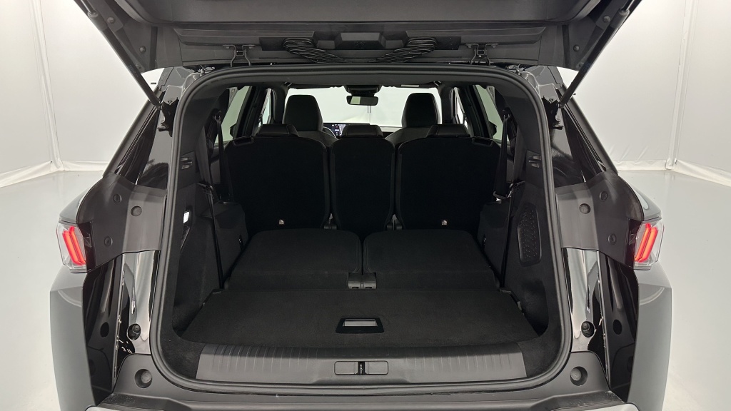 PEUGEOT 5008 III 1.2 Hybrid 145ch Allure e-DCS6 - ref: 8-GLI00044779 - Photo 10