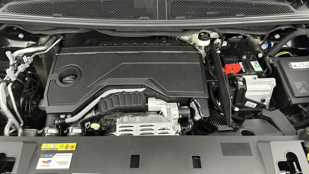 PEUGEOT 5008 III 1.2 Hybrid 145ch Allure e-DCS6 - ref: 8-GLI00044779 - Photo 12