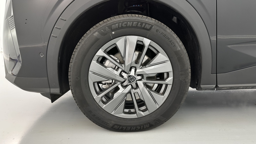 PEUGEOT 5008 III 1.2 Hybrid 145ch Allure e-DCS6 - ref: 8-GLI00044779 - Photo 13