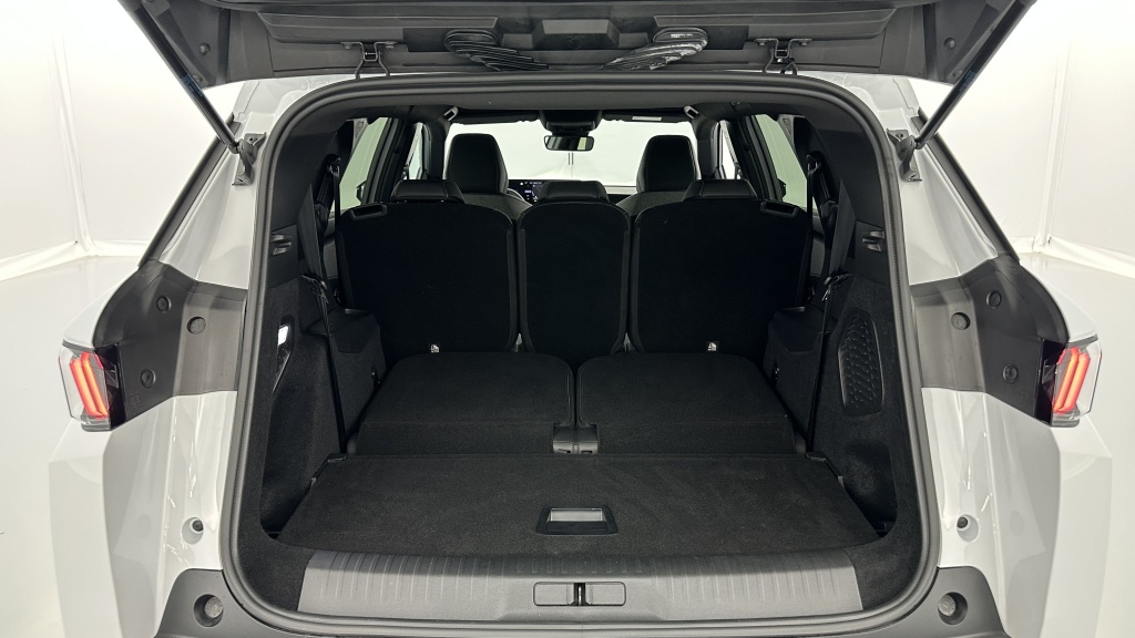 PEUGEOT 5008 III 1.2 Hybrid 145ch Allure e-DCS6 - ref: 8-GLI00044780 - Photo 10