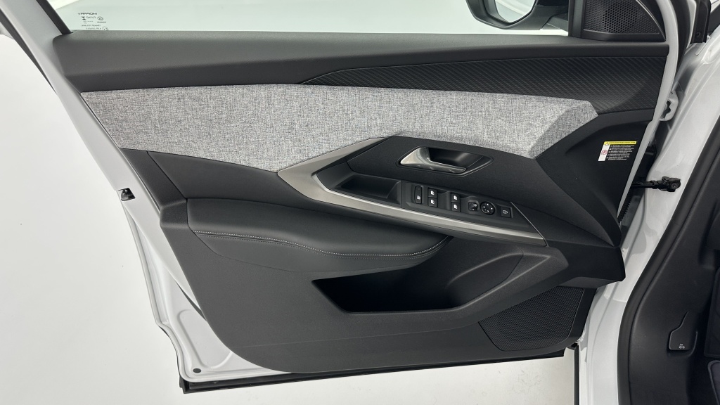 PEUGEOT 5008 III 1.2 Hybrid 145ch Allure e-DCS6 - ref: 8-GLI00044780 - Photo 14