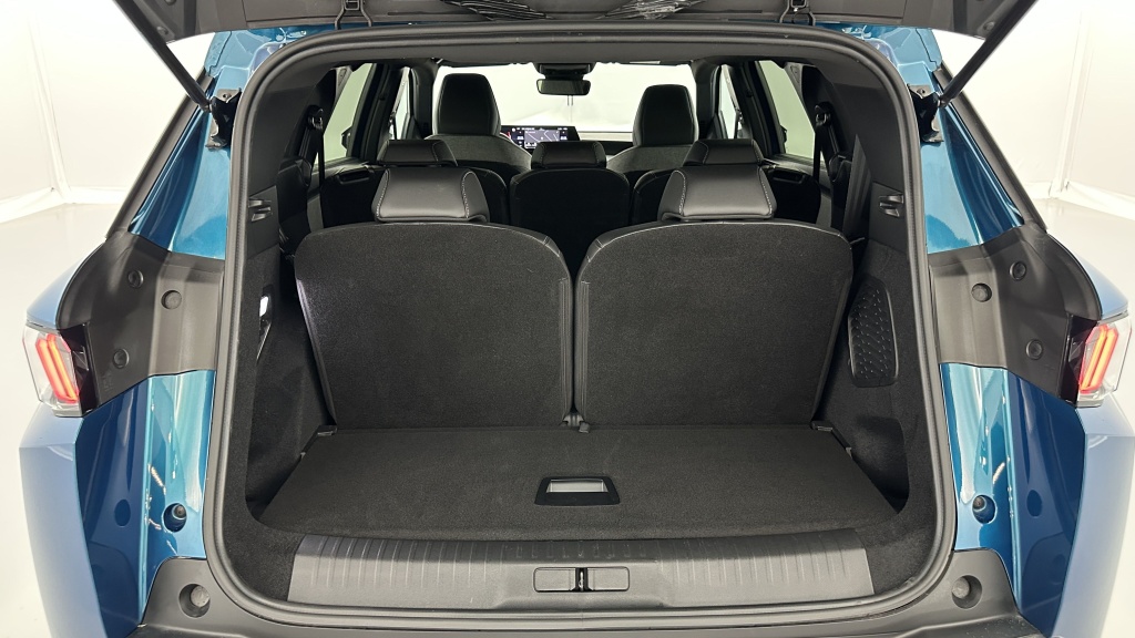 PEUGEOT 5008 III 1.2 Hybrid 145ch Allure e-DCS6 - ref: 8-GLI00044800 - Photo 11
