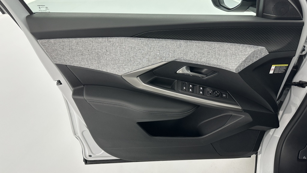 PEUGEOT 5008 III 1.2 Hybrid 145ch Allure e-DCS6 - ref: 8-GLI00044802 - Photo 14