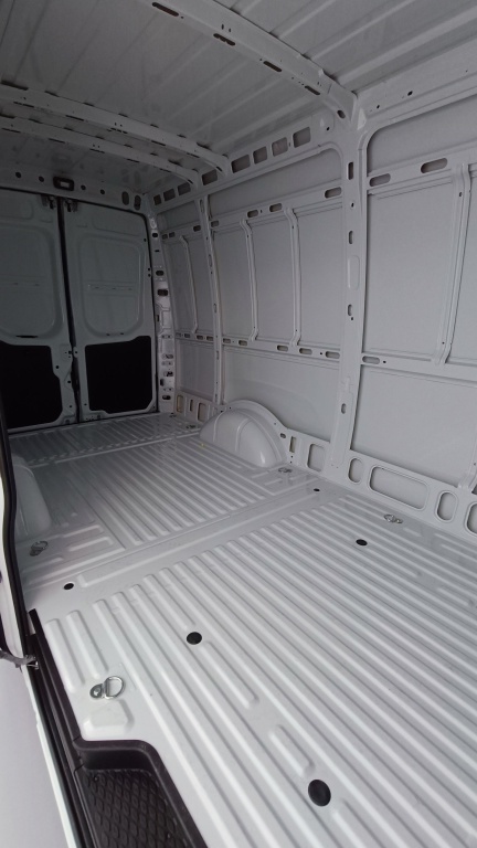 IVECO Daily 35S16 2.3 12m³ 160ch - ref: 8-GLI00046367 - Photo 10