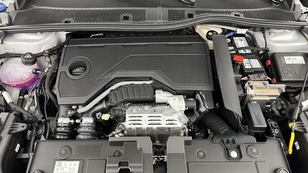 CITROEN C4 1.2 Hybride 145ch Max e-DCS6 - ref: 8-GLI00048245 - Photo 11