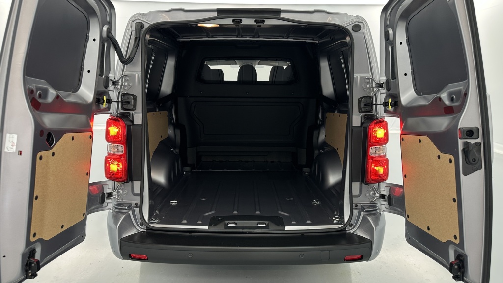 FIAT Scudo Cabine Approfondie XL 2.0 BlueHDi 180ch Pack Premium Connect EAT8 - ref: 8-GLI00050324 - Photo 9