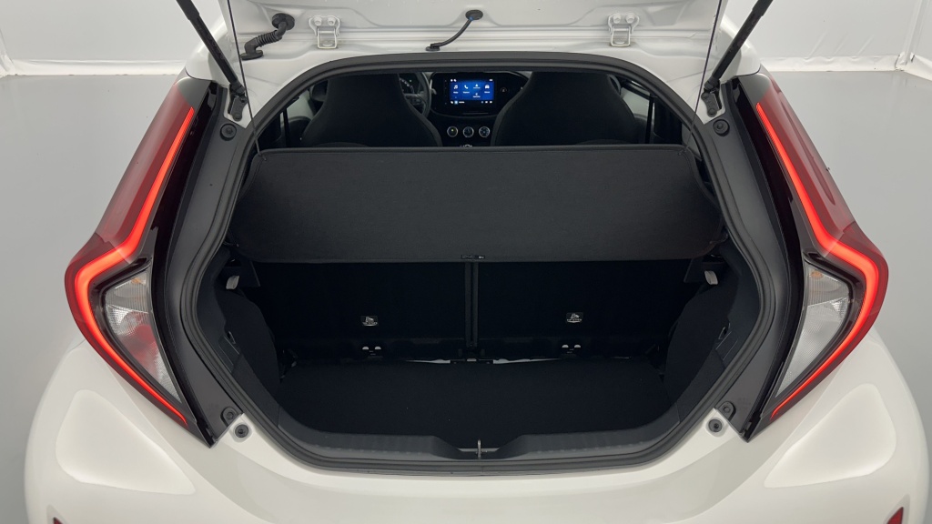 TOYOTA Aygo X 1.0 VVT-i 72ch Dynamic S-CVT - ref: 8-GLI00050336 - Photo 10