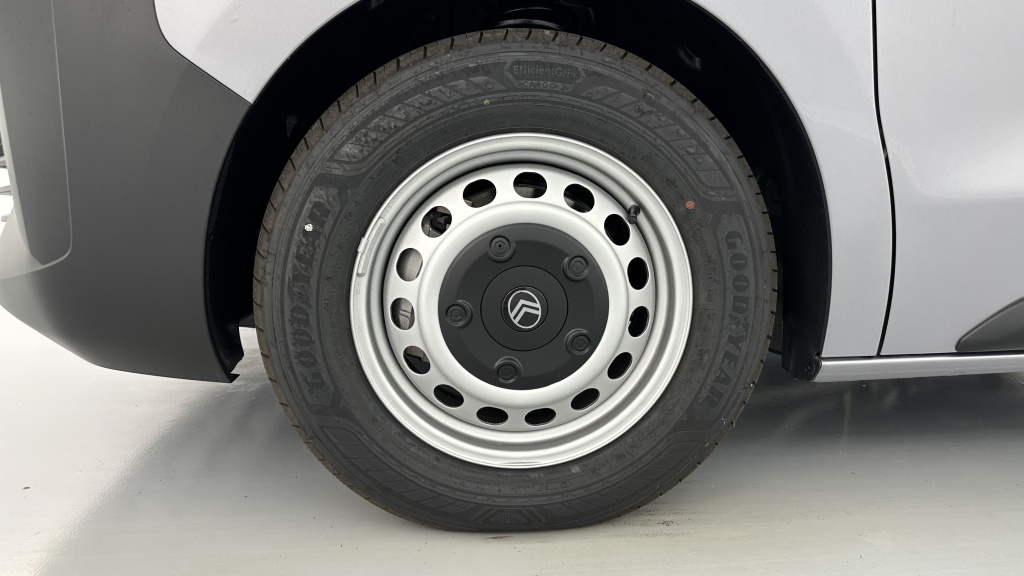 CITROEN Jumpy M 2.2 BlueHDi 180ch EAT8 - ref: 8-GLI00052558 - Photo 10