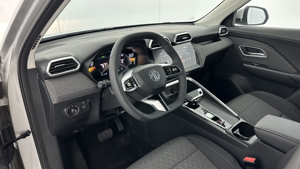 MG ZS 1.5 L Hybrid+ 197ch Standard - ref: 8-GLI00059823 - Photo 6