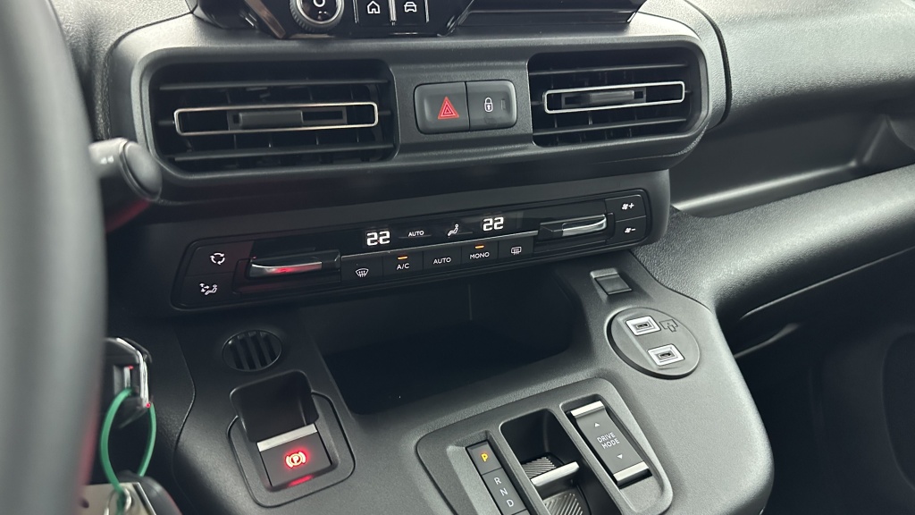 CITROEN Berlingo M 1.5 BlueHDi 130ch Plus EAT8 - ref: 8-GLI00088109 - Photo 20