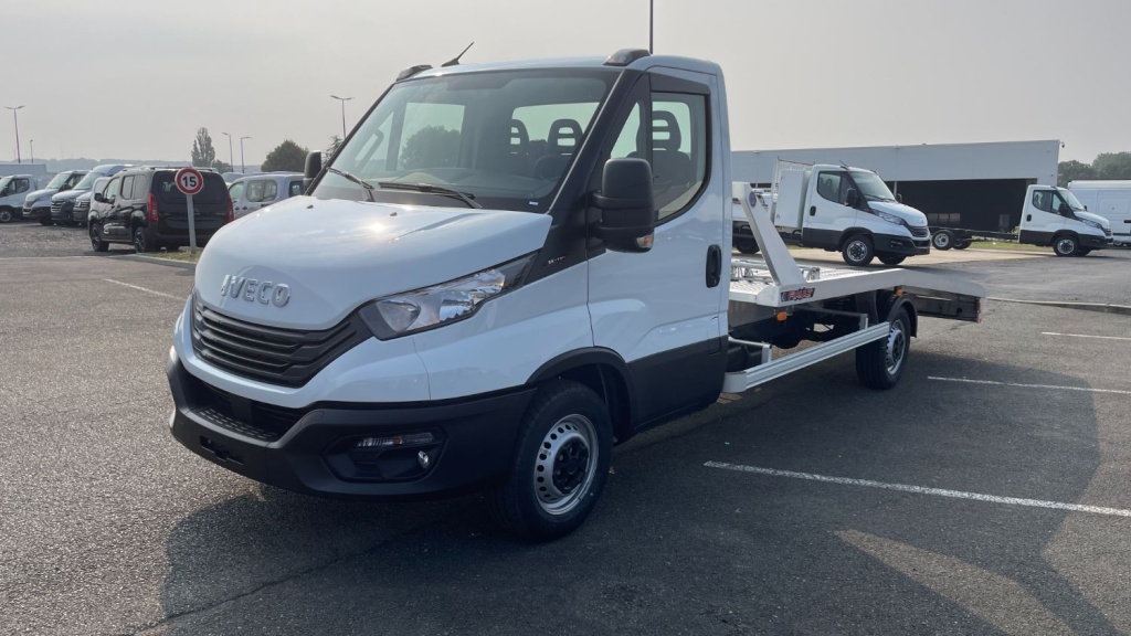 IVECO Daily III 35S16H 4100 3.0 156ch Porte Voiture Plat'fix PF18 Alu - ref: 8-GLI00261858 - Photo 4