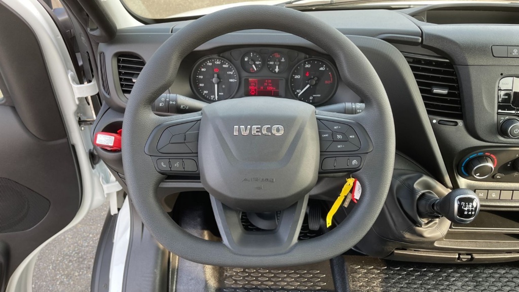 IVECO Daily III 35S16H 4100 3.0 156ch Porte Voiture Plat'fix PF18 Alu - ref: 8-GLI00261858 - Photo 8