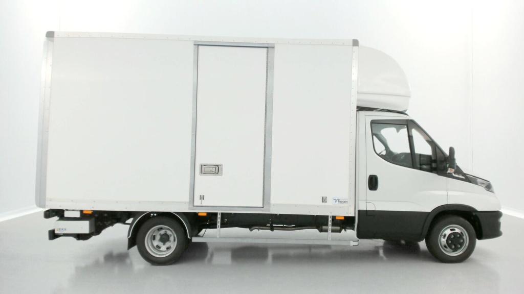 IVECO Daily III 35C18HA8 4100 3.0 180ch Caisse 20m³ Toutain - ref: 8-GLI00271711 - Photo 18