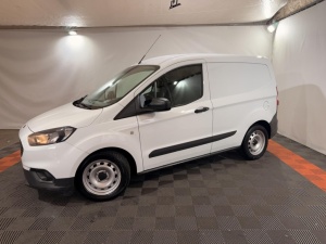 FORD Transit Courier en vente a marchand - ref: